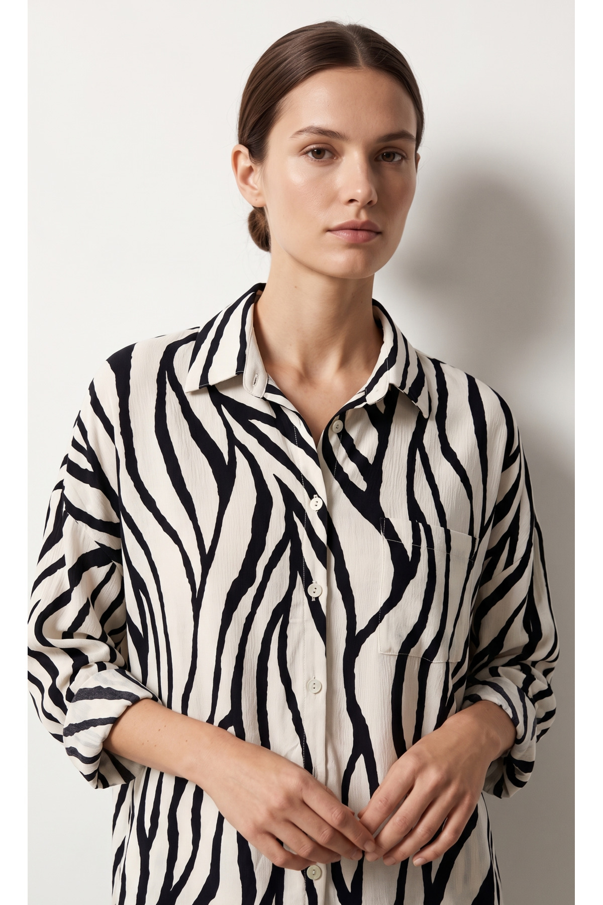 Zebra Desen Oversize Gömlek Pantolon Takım – Siyah/Beyaz - Görsel 2