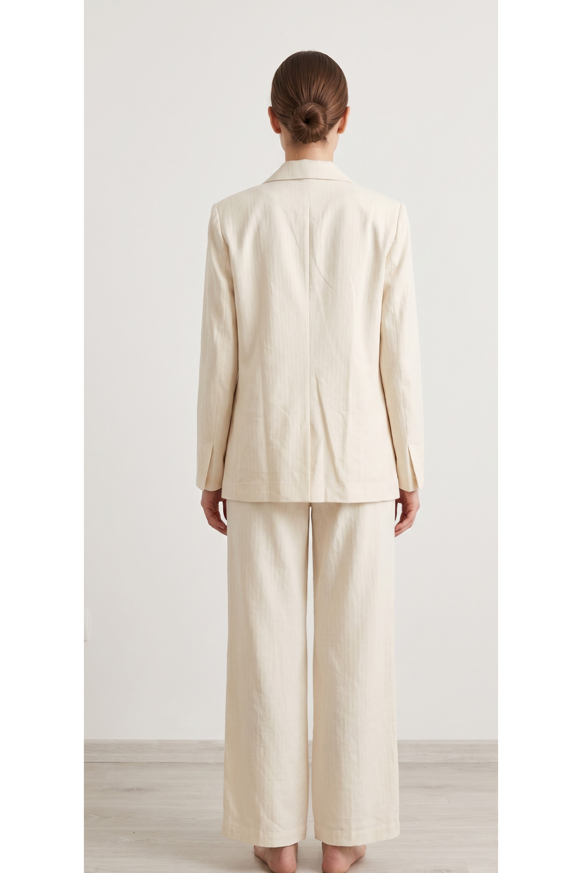 Minimal Krem Blazer & Pantolon Takım - Görsel 4