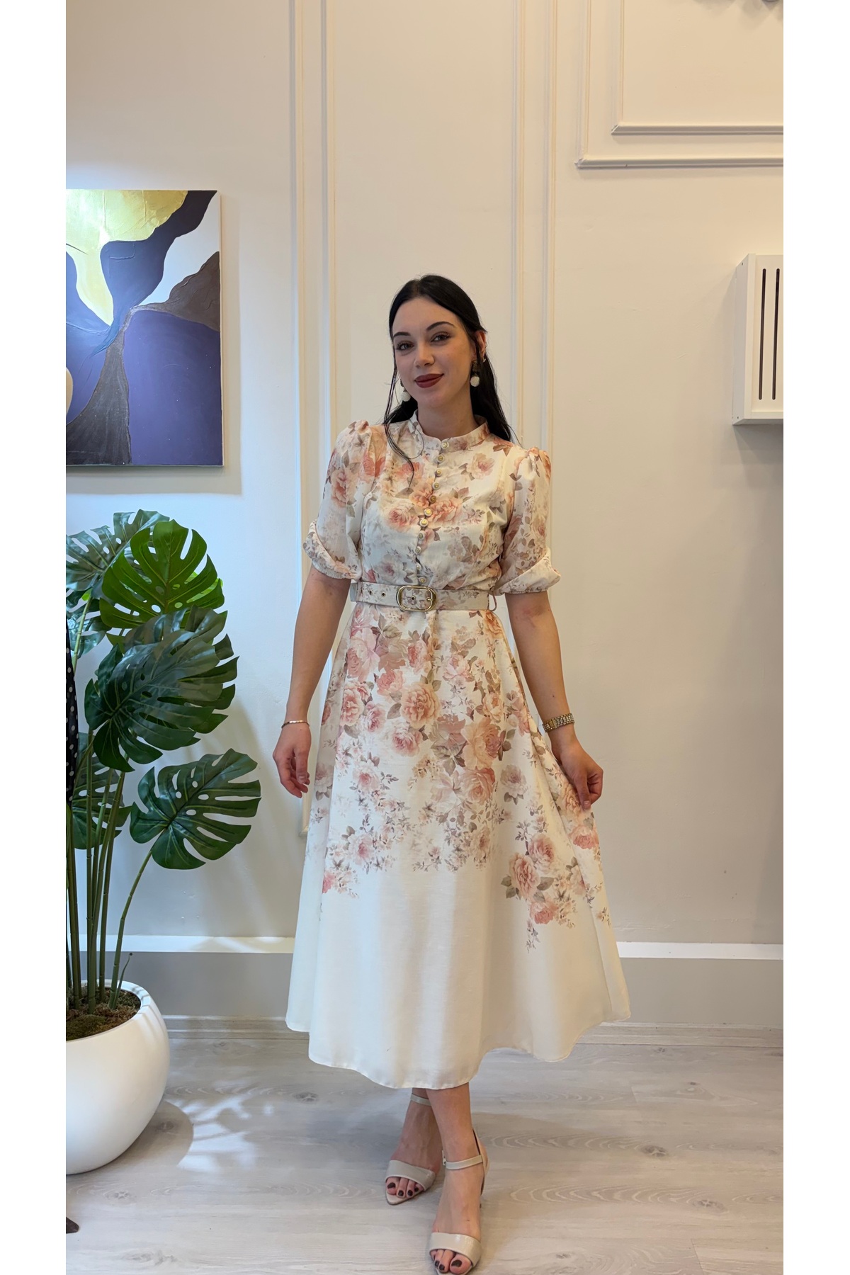 Kemer Detaylı Çiçek Desenli Vintage Midi Elbise